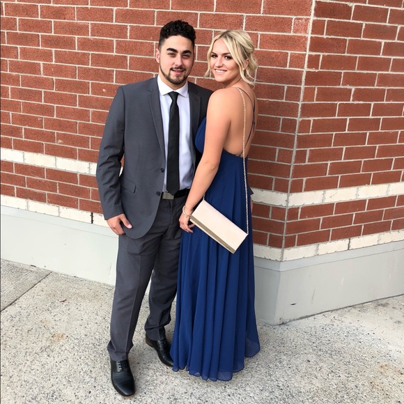 Meet your Posher, Anyssa - Picture 1 of 1